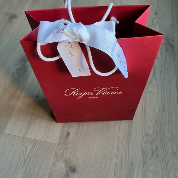 Excellent condition Roger Vivier red shopping bag with with ribbon - Picture 4 of 4